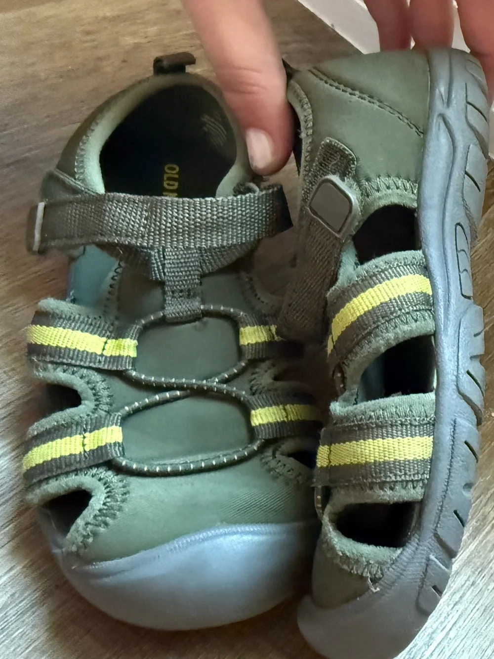 Old Navy Kids' Olive Green water shoes